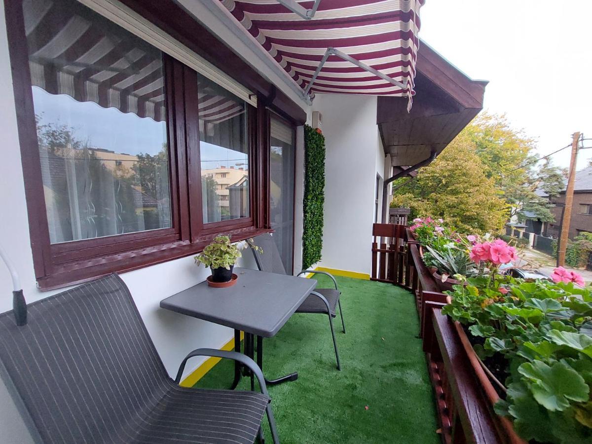 Summer House Emeleti Szoba Debrecen Dış mekan fotoğraf